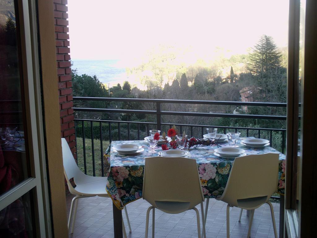 Appartamento Casa del Faggio Rosso Bellagio Camera foto
