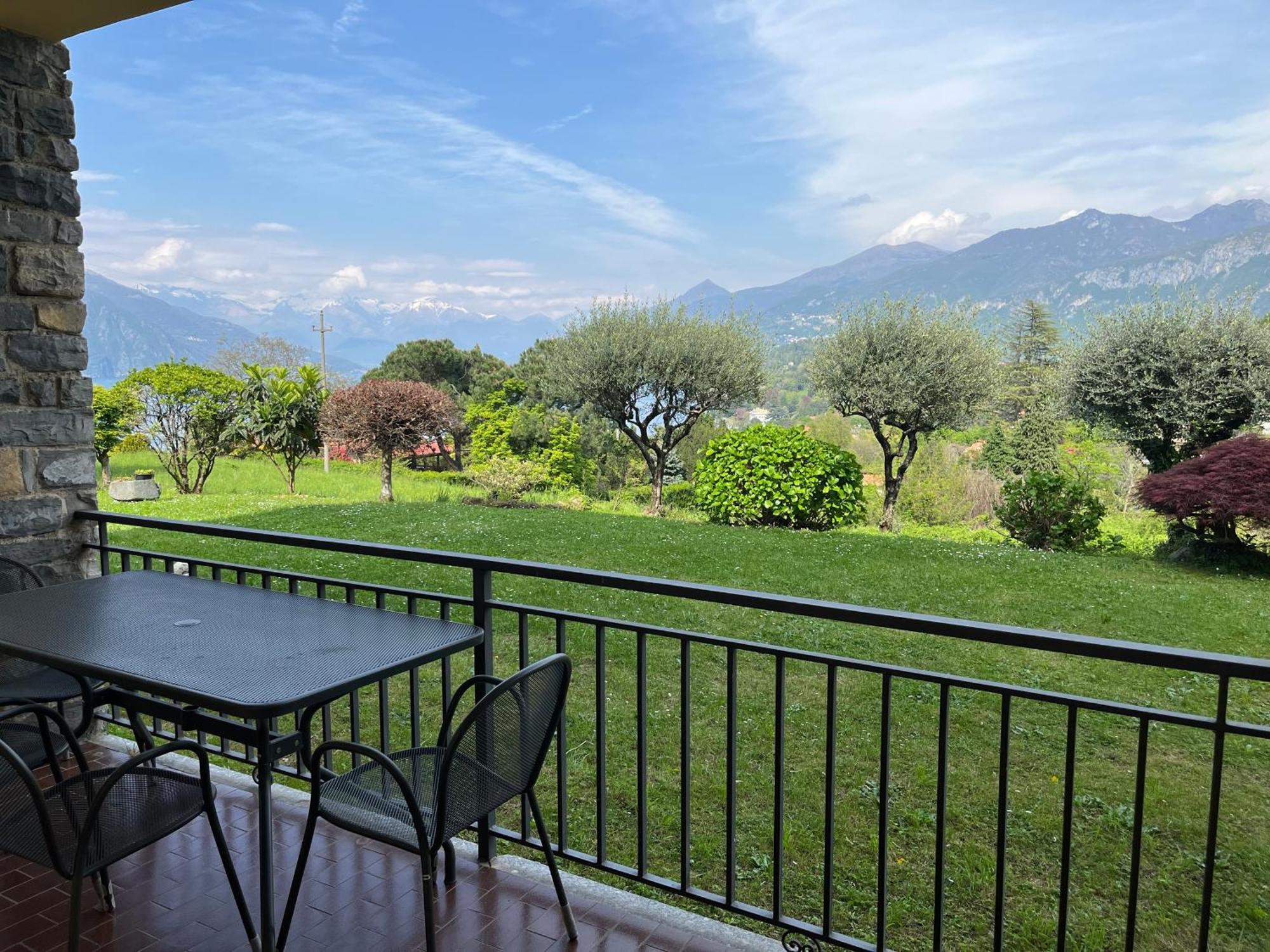 Appartamento Casa del Faggio Rosso Bellagio Esterno foto